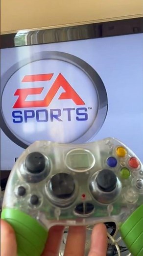 Xbox Classic and Fifa2004 #xbox #fifa