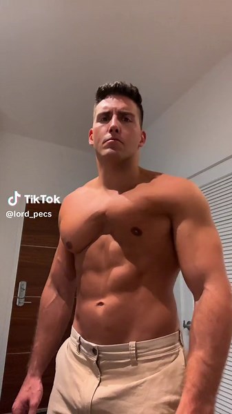 Lord_Pecs on TikTok