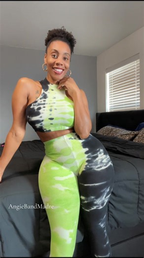 A smile that will make your whole day feel lighter ✨