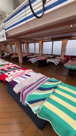 These Cruise Passengers Did Something Unexpected #ProjectLinus #Kindness