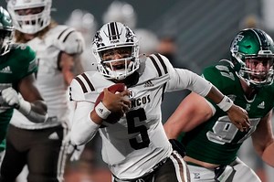 2021 College Football Bowl Games on December 27 - Quick Lane Bowl | Kickoff, How to Watch