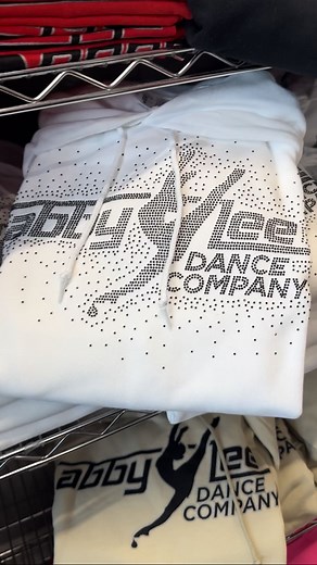 ALDC/LA STUDIO on Instagram: "Are you in LA or visiting town on vacation??? Stop by & shop #AbbyLeeApparel on your way down to the beach 🛍️☀️ #ALDCLA 📍11316 Santa Monica Blvd. Los Angeles CA #aldc #abbylee #abbyleemiller #dance #dancewear #aldcapparel #abbyleedancecompany #merch #dancemoms #activewear #fyp #leaveitonthedancefloor #foryou"