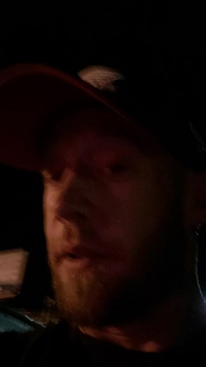 the convenient stores of speedway #towlife #heavychevy #towlivesmatter #flatbed #towtruck #wrecker