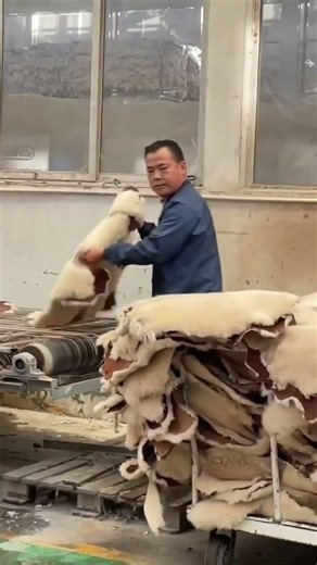 Sheepskin Rug Production Process | LWG Certified Sustainable Factory