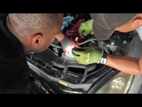 Valve Cover replacement on G35 Nissan.