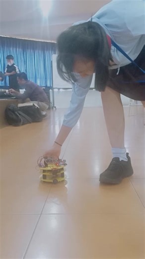 Belajar Robotic dan AI menjadi salah satu Trend di kalangan pelajar dan mahasiswa #robotic #robot #belajarAI #coding #reelfyp @sorotan | Lim Ahmad