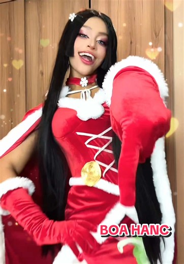 Boa Snake Princess Cosplay: Channeling Vibes from One Piece