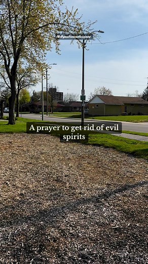 282K views · 11K reactions | ✨A prayer to get rid of evil spirits✨￼ #dailylife #Inspirational #pray #peace #deliverance #love #jesuslovesyou #christiantiktok #scripture #putgodfirst #bibleverse #healing #grace #fyp #foryoupage #worship #forgiveness #motivation #inspiration #praise | Positive Confessionz | Facebook