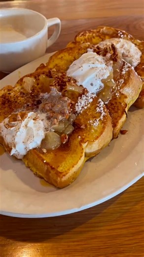 Apple Crisp French Toast. Seasonal limited-time only | Doug's Diner Windsor
