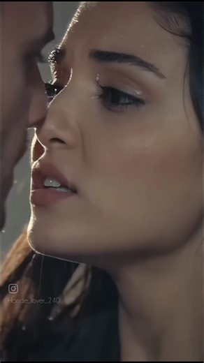 (-şţάŕ ςŕùşħ-)✨ on Instagram: "🔥🔥🔥🔥🔥 . . . . . . . . . . . . . . . . . . . . . @handemiyy @thebursin #handeerçel #kerembursin #handemiyy #thebursin #hanker #edser #edseredit #hankeredit #sençalkapımı #sencalkapimi #turkishseries #series #loveisintheair #bollywood #trendingreels #trendingsongs #instagood #instagram #edits #fashion #fashionstyle #featured #explorepage #explore"