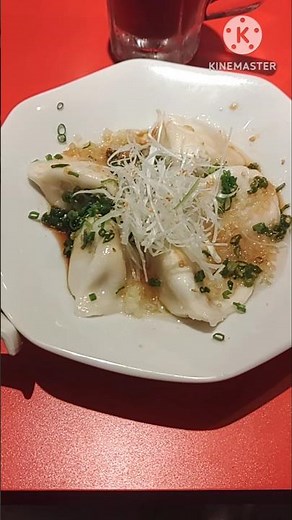 [Kobe Gourmet] Ate My Fill of Delicious Boiled Gyoza and Fried Rice at the Popular Gyoza Specialt...