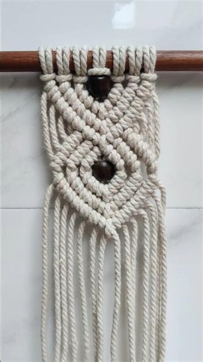 Small Macrame Wall Hanging #macramewallhanging #walldecor #walldecoration #wallhanging #diymacrame