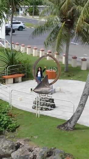 26 reactions | Happy Threads Guam Thursday, TG Babes! We’re bringing...