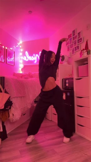 Nicole Laeno on Instagram: "Post natty’s practice💋🫶"