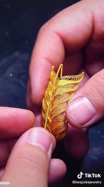 Engraving Jewelry: A Guide to Engraving Gold