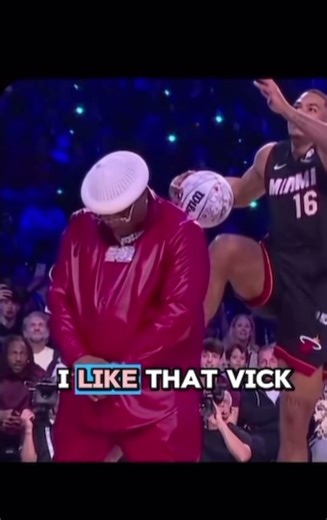 Keshad Johnson dunk over E40 Slam dunk contest