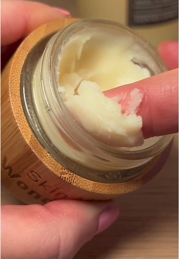 Just perfect. 💭💫 Don’t forget you can shop Wonder Balm on Costco! #skinmagic #skincare #organic #wonderbalm #perfect #multiuse