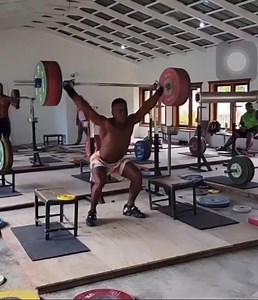 2.8K views · 96 reactions | 140kg Block Snatch by @zacariasbonat #block #snatch #speed #strength #technique #training #wolfpackweightlifting #weightlifting | Wolfpack weightlifting | Facebook