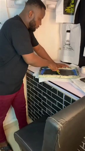 Customizing Nylon with Screen Printing at Home