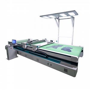 [Hot Item] Bangzheng Automatic Leather Cutting Machine Without Film Tool Fully Automatic Artificial Leather Layer Cutting Machine