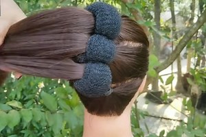 Podelila je tutorijal za pravljenje francuske punđe: Snimak je postao viralan, a evo i zašto