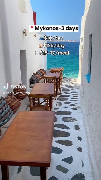 10 days Greece itinerary🇬🇷🇬🇷🇬🇷Save for your next 🧭 Cr: @momentsofgregory @juliagal_ @takemyhearteverywhere @catchagypsea @world.from.my.eyes #travel #greece #itinerary #iosisland #zakynthos #santorini #mykonos