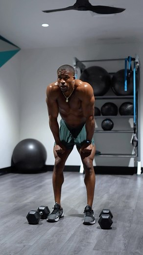 647 reactions | 30 min Full Body DB Workout - arnold press - deadlifts - bent over rows - sumo squats - burpees 10 reps each | 4 rounds #trainwithseanharris #fitnessmotivation #fitspo #workoutoftheday #hiitworkout #trainlikeanathlete #gymmotivation | Trainwithseanharris | Facebook