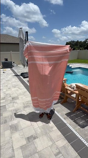 These XL Beach towels are sand free, quick dry, and huge! #beachtowels #pooltowels