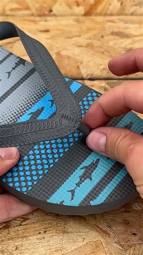 330K views · 106 reactions | Creative way to fix a flip flop | Soccer Addict | Facebook