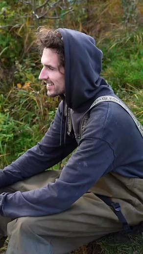 2.1K views · 59 reactions | This week’s Lightweight Pick of the Week  The Spring Bow Landing Net Ridiculously lightweight, designed to float independently, and the 10ft version is sure to help you land more fish and reduce hook pulls – especially when zig fishing. Plus, with each spreader block precision-machined in-house, this net truly is a work of art.  Find yours here: www.proliteexplorer.co.uk #ProliteExplorer | JAG Products | Facebook