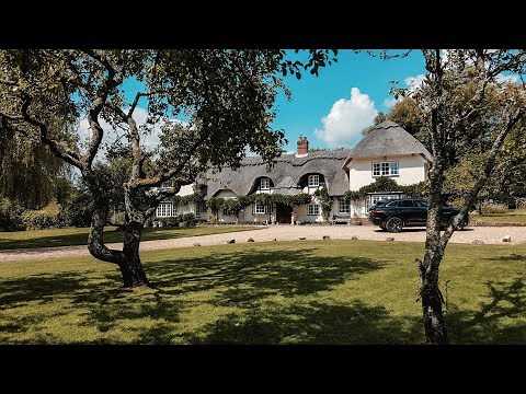 Look Around This Beautiful £2M Cottage - New Forest, UK