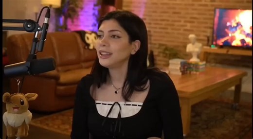 q paja q Sofi Maure se haya creado un Only Fans cuando hace 2 años estaba en contra del mismo y, a la vez, contando una experiencia que tuvo con un manager de estas mierdas... capaz le escribió el mismo loco pero con una oferta diferente o no sé, me decepcionó muchísimo:(
