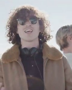 5.4K views · 125 reactions |  Aujourd’hui sur #FunRadio on vous fait vivre « Tomorrowland Winter A Tribute » dans Le Studio Fun Radio, Le Before et Party Fun, ambiancez-vous à la maison sur le mix des Ofenbach ❄️ | Fun Radio | Facebook