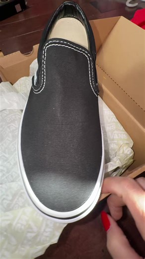 There’s nothing like a fresh pair of vans 🤭 #tiktokshopcreatorpicks #spotlightfinds #tiktokshopstockup