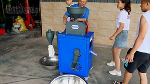 Brown rice mill machine Capacity:300kg/hour #backbonemachiney #brownricemill #combinericemill #ricemillbusiness #finebran | Backbone machinery | Facebook