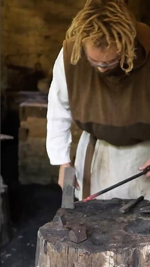 Eisennägel schmieden wie im Mittelalter 🔨