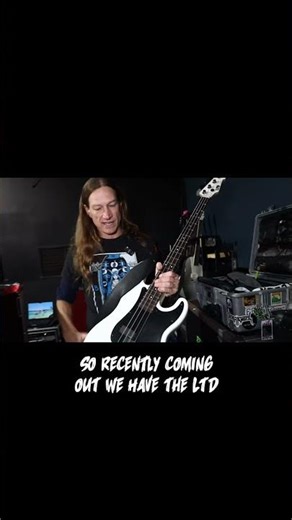 "When I'm on the road, I trust ESP to cover me and the bass." Damien on his ESP Surveyor 87 Bass