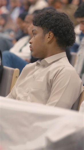 Roots on Instagram: "You are encouraged to guard your good deeds the same way you guard your sins keeping them hidden and sincere. Feeling grateful pride for what Allah enables you to do is healthy as long as it never turns into arrogance or comparison with others. When you build a private life of worship it steadies your heart protects you from doubt and allows your public actions to come from truth rather than performance. 🎥 Heartwork: From Heaven to Earth | Class 9 | Ustadh AbdelRahma