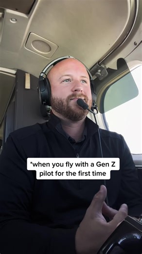 Hilarious Pilot Jokes for Travel Enthusiasts