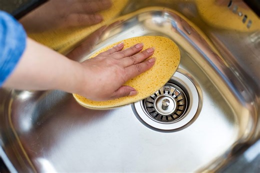 How to polish a stainless steel sink