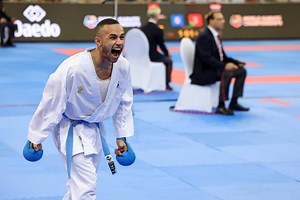 Le Français Steven Da Costa triple champion du monde de karaté, son compatriote Mehdi Filali remporte son premier titre