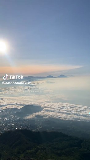 Explore the Majestic Mountains of Sumbing and Sindoro in Central Java