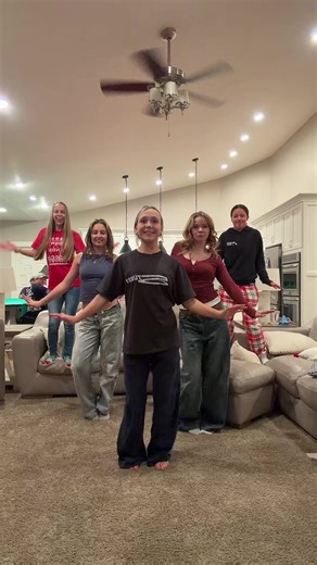 Just a little reminder that Aunt Life is the BEST!! #auntlife #auntlifeisthebestlife #auntiesoftiktok #spongebob #spongebobsquarepants