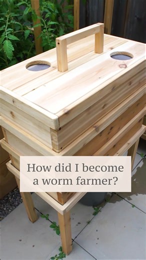 Looks like I'm a worm farmer now! #worms #diy #howto #gardening #gardentips #gardensoftiktok #learnontiktok
