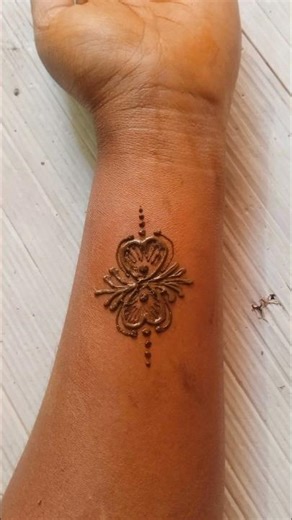easy mehndi design #henna #shortfeed #hennatatto #letestmehndi