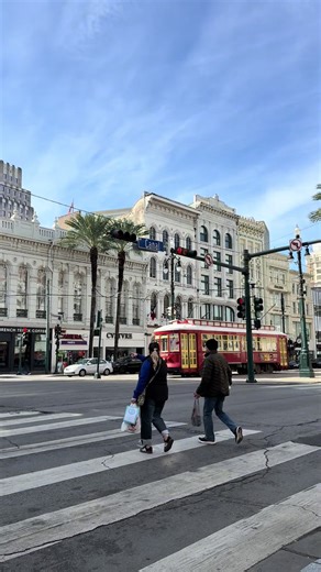 New Orleans #neworleans #canalstreet #frenchquarter #travel #music