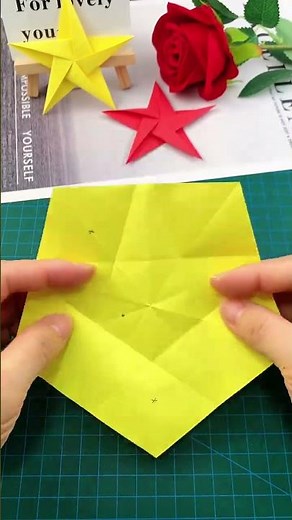 折纸红五星的方法