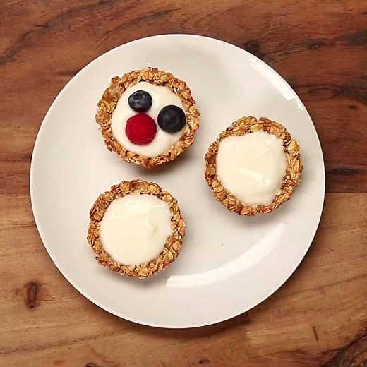 Breakfast Granola Cups! Credit: Proper Tasty | Clean Eating Recipes