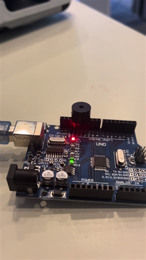 Guía para Crear Notas Musicales con Buzzer Arduino