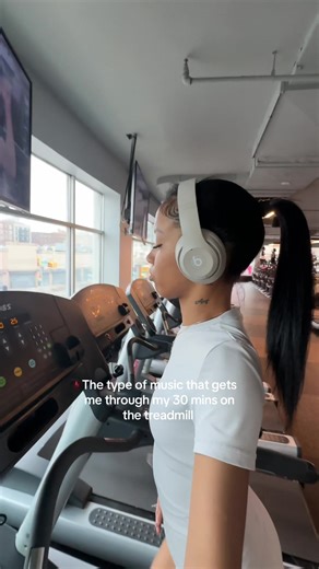 Motivating Music for Treadmill Workouts